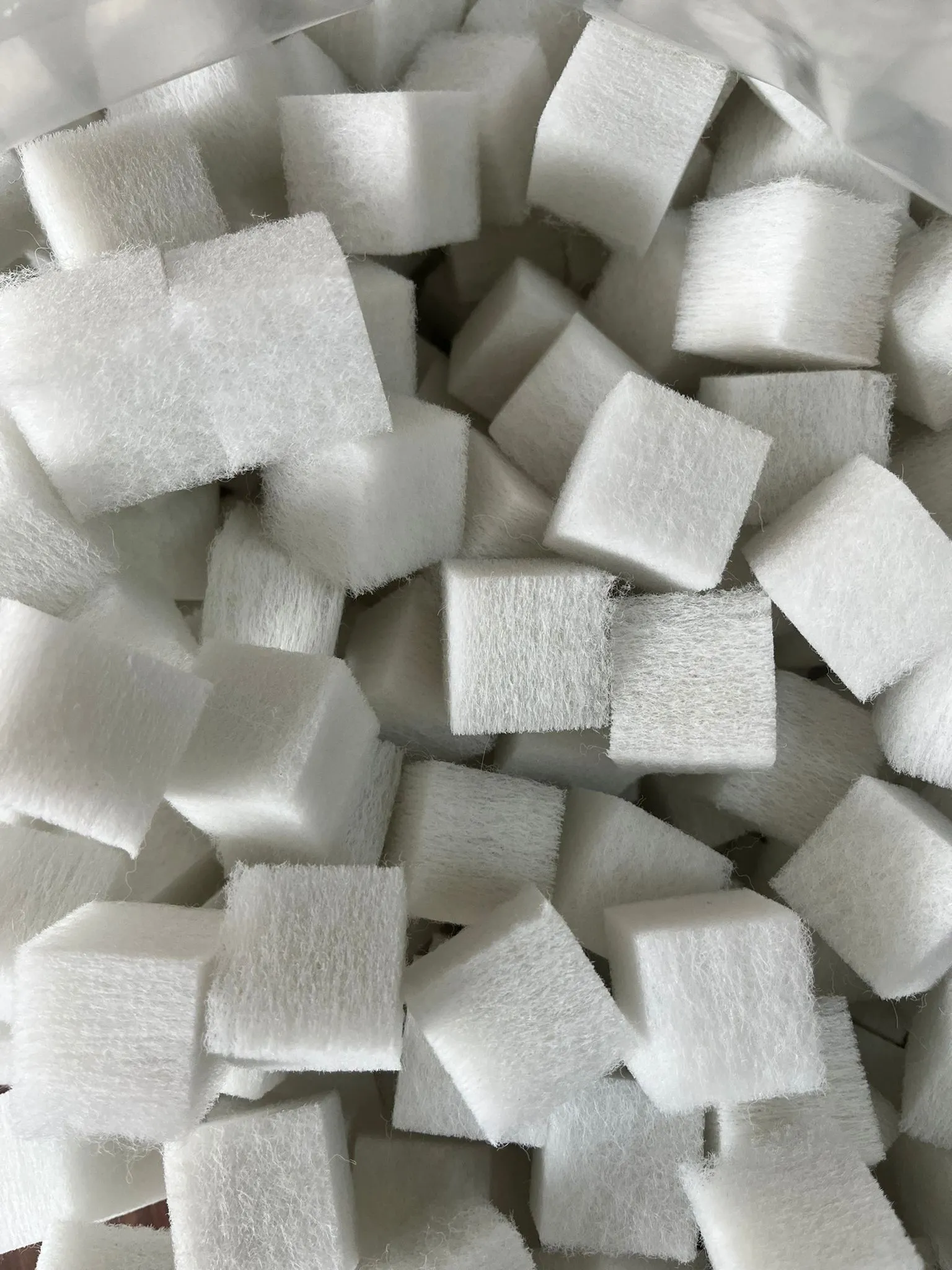 Polyester Dolgu Keçesi